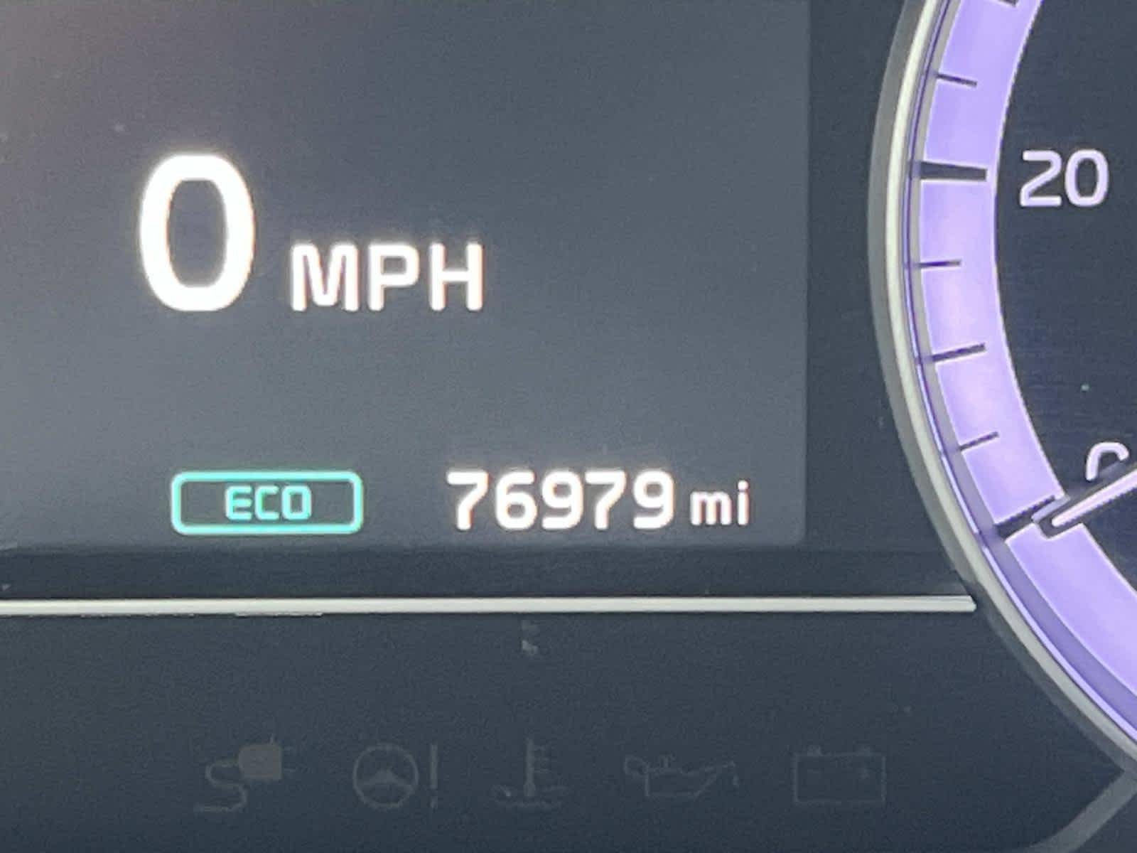 Thumbnail: 2022 Kia Niro - 17