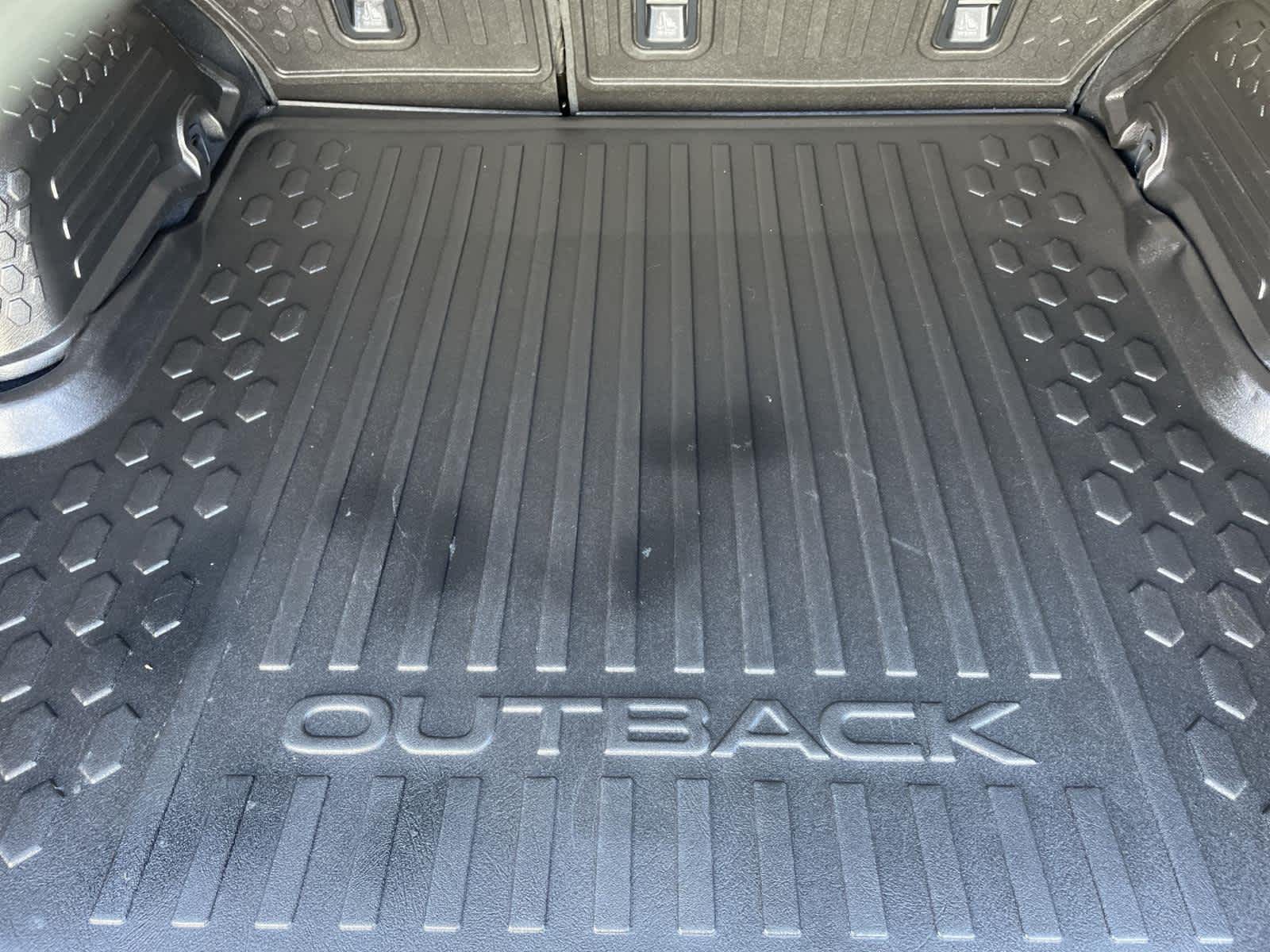 Thumbnail: 2022 Subaru Outback - 16