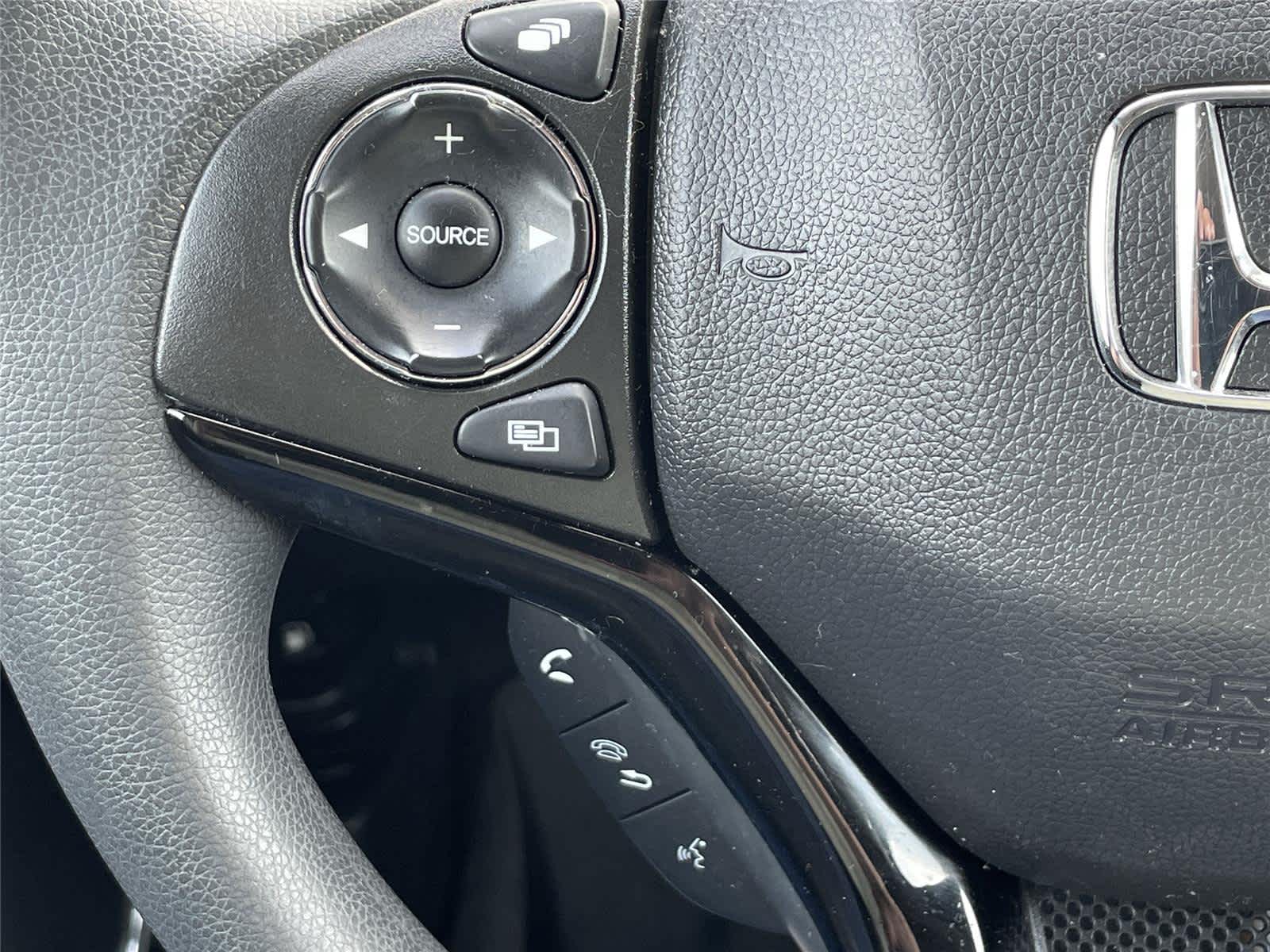 Thumbnail: 2017 Honda HR-V - 21