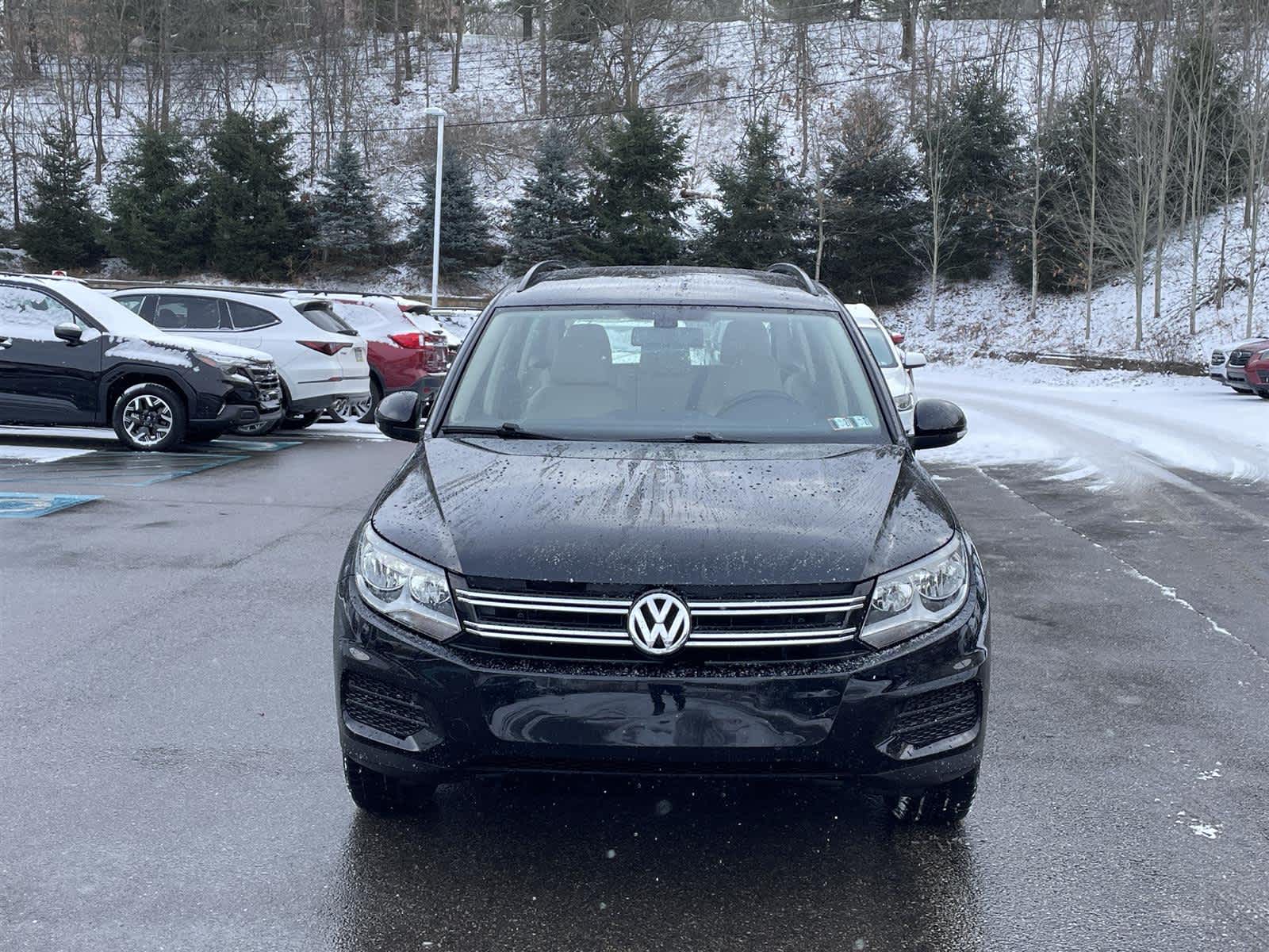 Thumbnail: 2017 Volkswagen Tiguan - 9