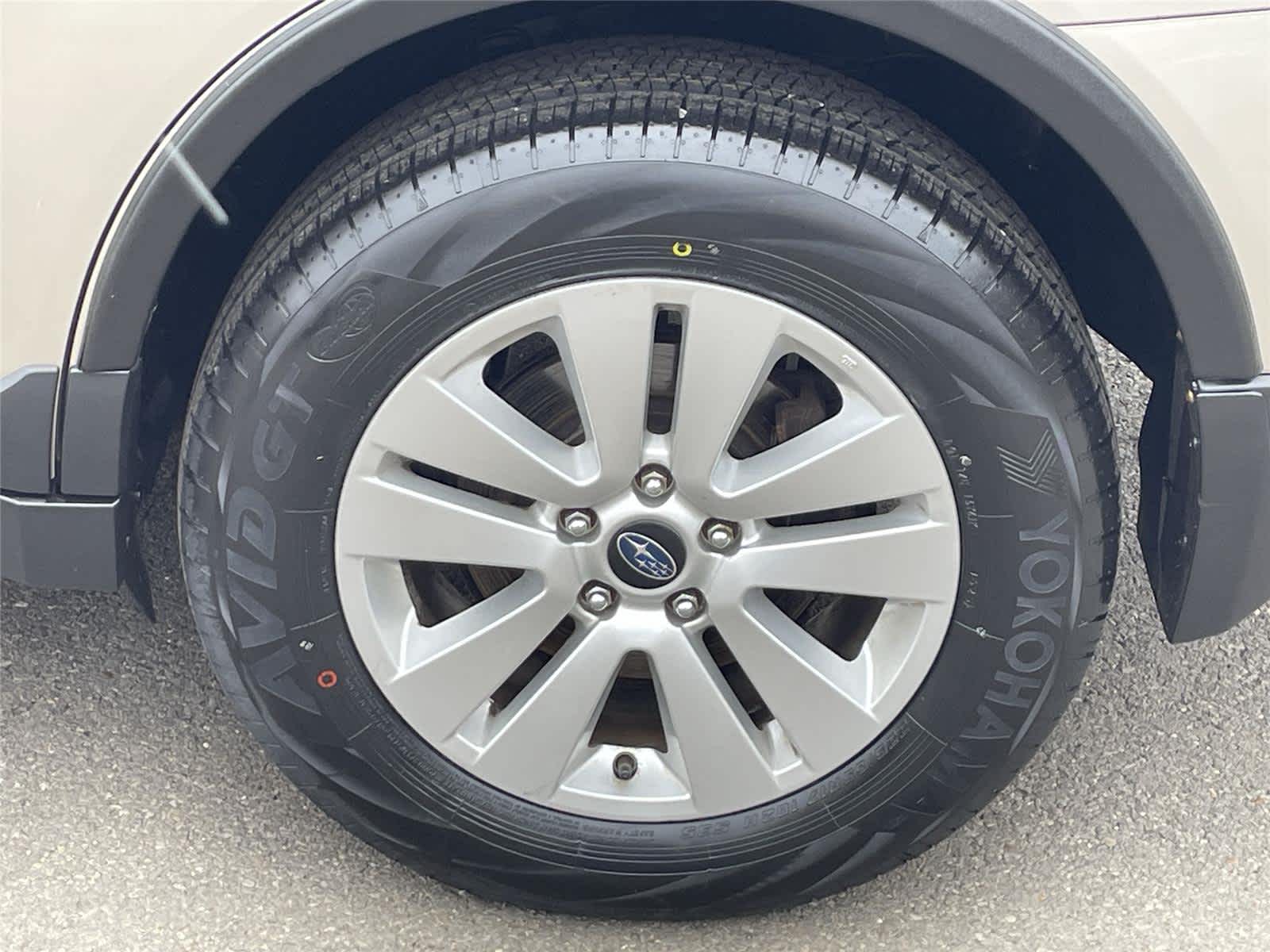 Thumbnail: 2015 Subaru Outback - 11