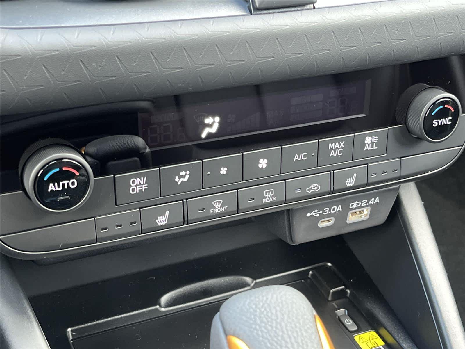 Thumbnail: 2026 Subaru Outback - 25