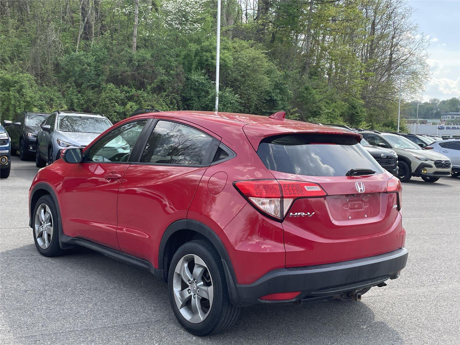 Thumbnail: 2017 Honda HR-V - 3