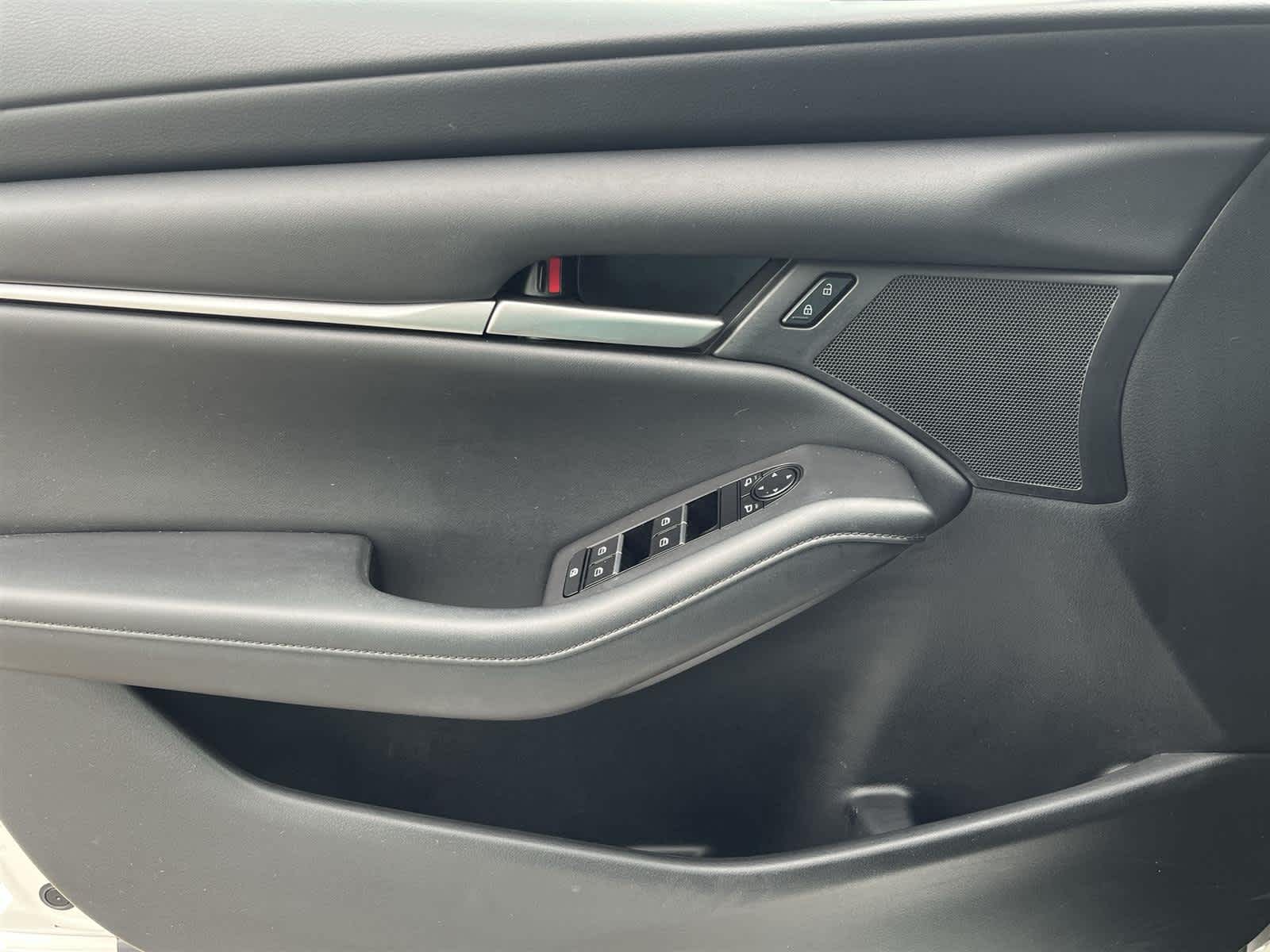 Thumbnail: 2021 Mazda Mazda3 - 23