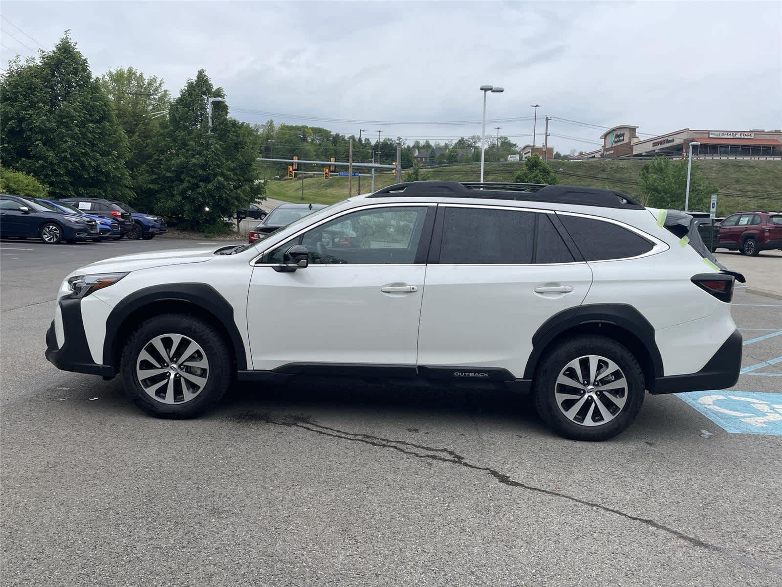 Thumbnail: 2025 Subaru Outback - 2
