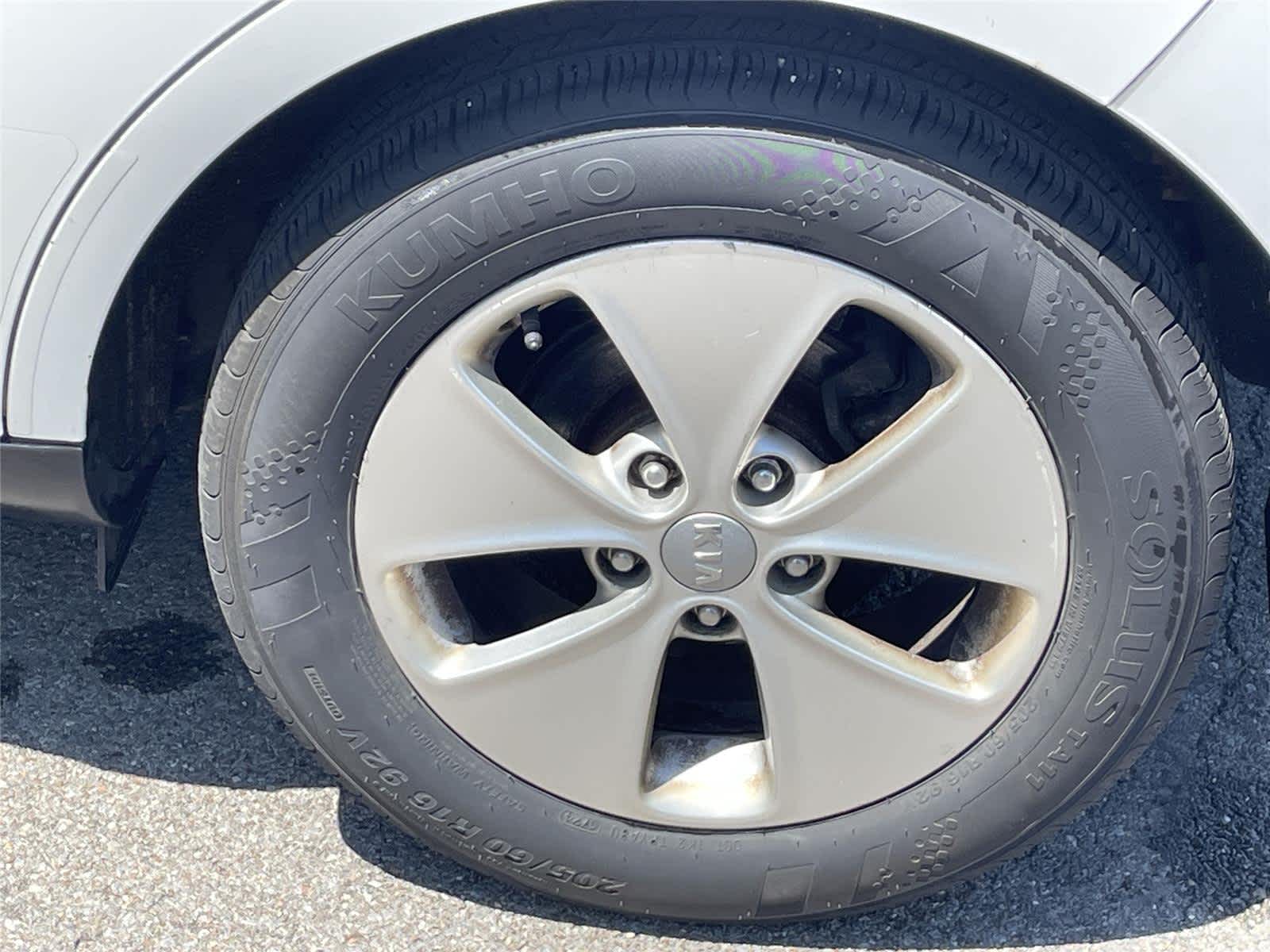 Thumbnail: 2016 Kia Soul - 11