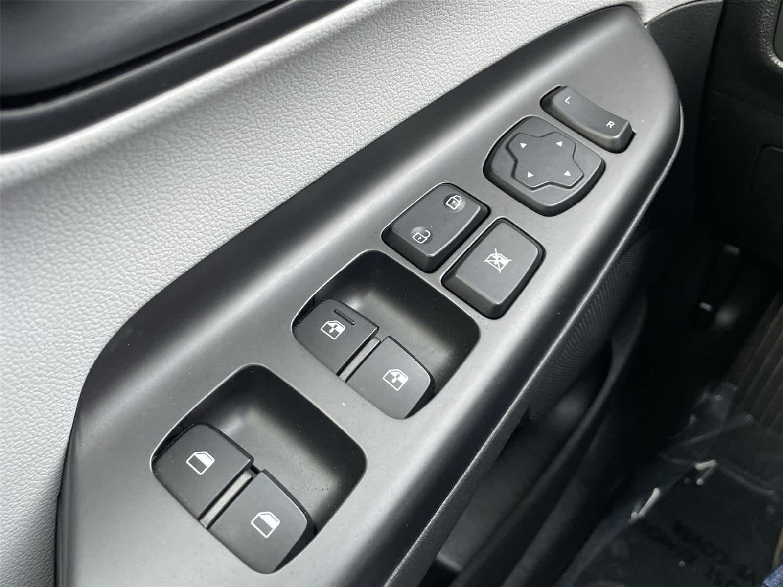 Thumbnail: 2023 Hyundai Kona - 24