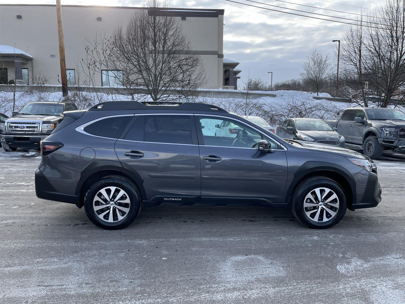 Thumbnail: 2025 Subaru Outback - 6