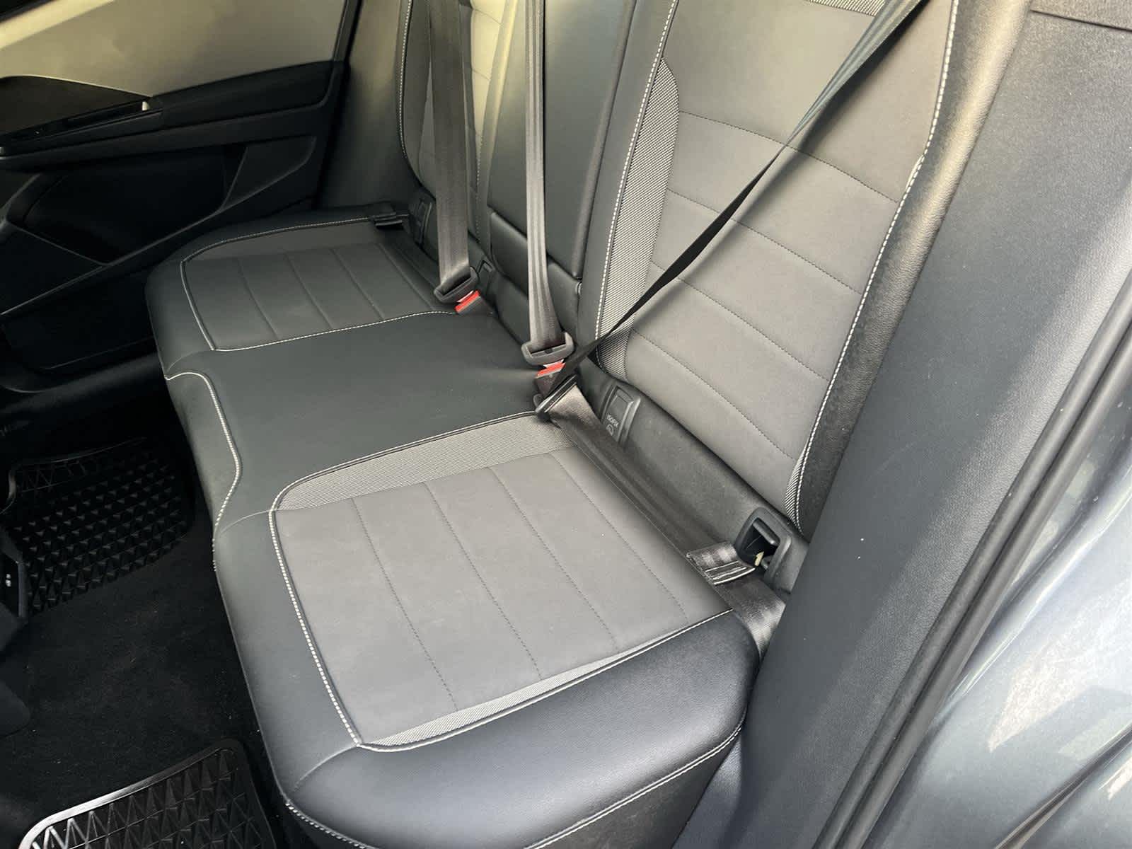 Thumbnail: 2022 Volkswagen Taos - 13