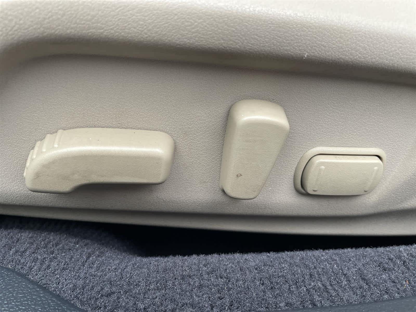 Thumbnail: 2016 Subaru Outback - 13