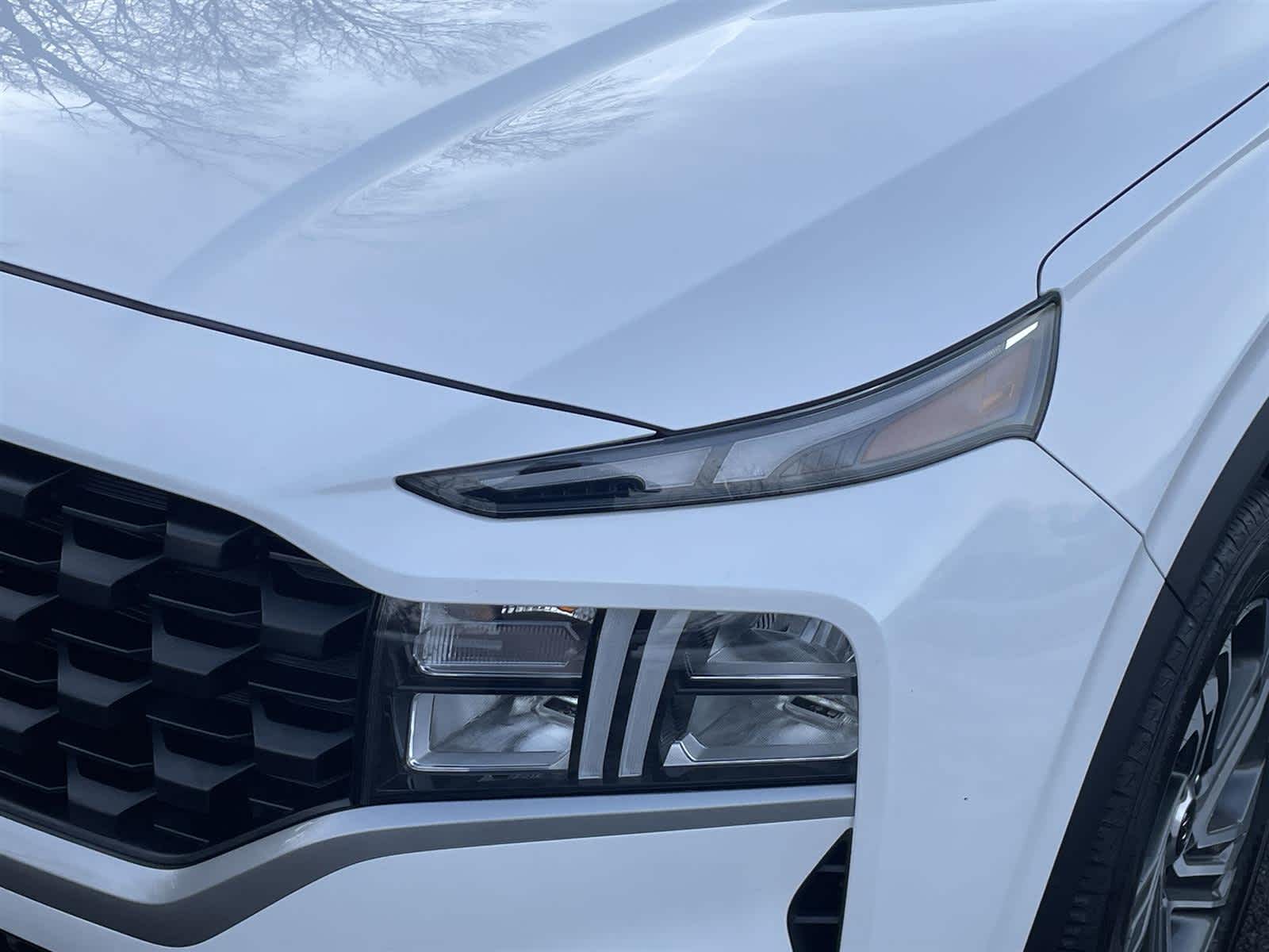 Thumbnail: 2023 Hyundai Santa Fe - 9