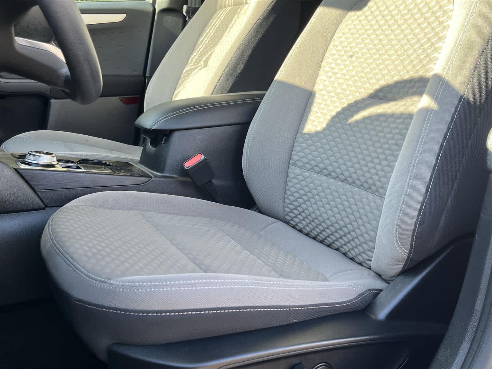 Thumbnail: 2020 Ford Escape - 12