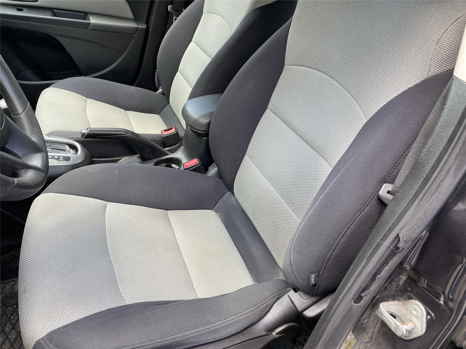 Thumbnail: 2014 Chevrolet Cruze - 12