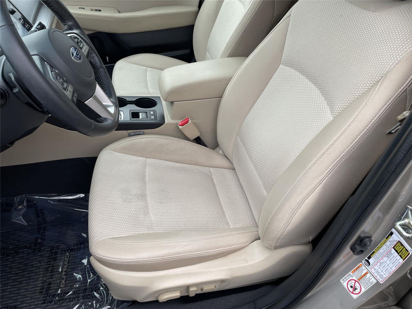 Thumbnail: 2015 Subaru Outback - 12