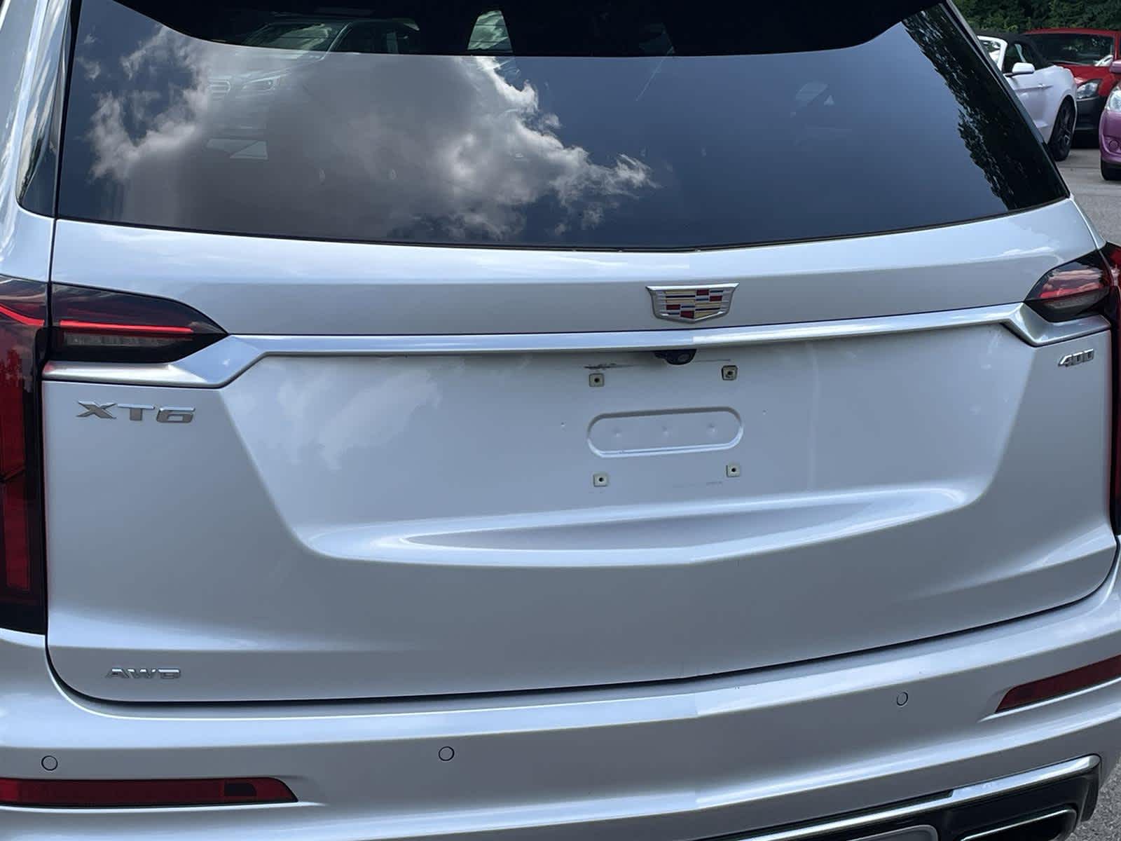 Thumbnail: 2020 Cadillac XT6 - 10