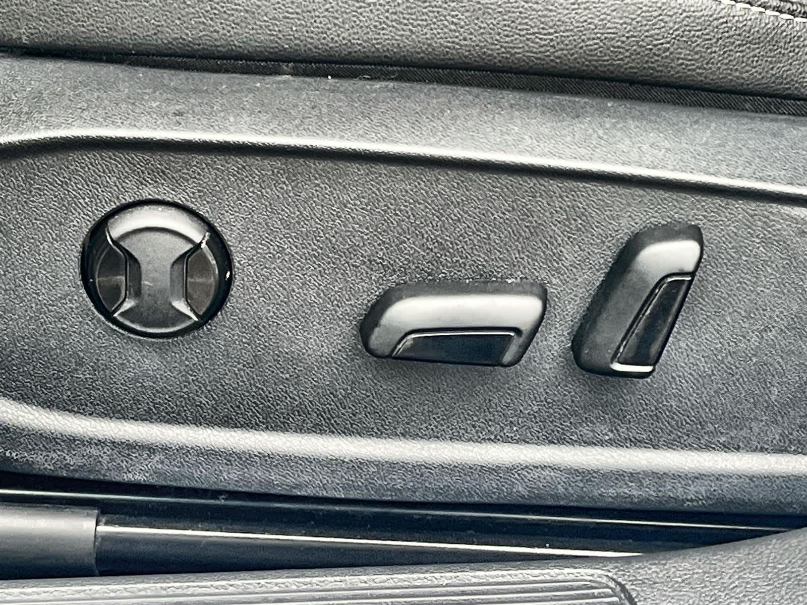 Thumbnail: 2024 Volkswagen Jetta - 13