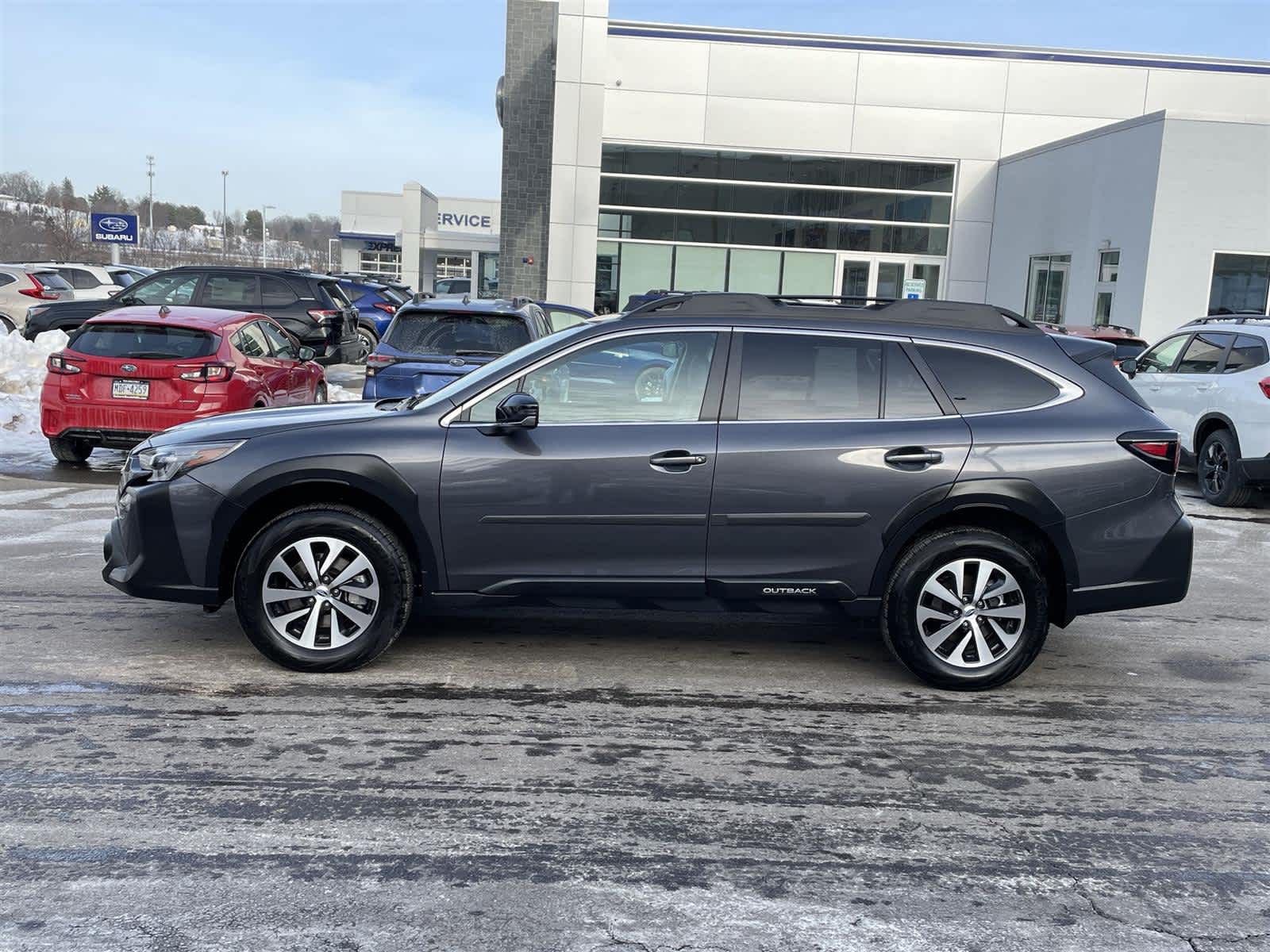 Thumbnail: 2025 Subaru Outback - 2