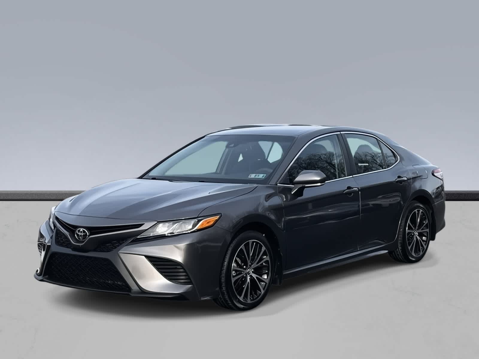 Thumbnail: 2018 Toyota Camry - 1