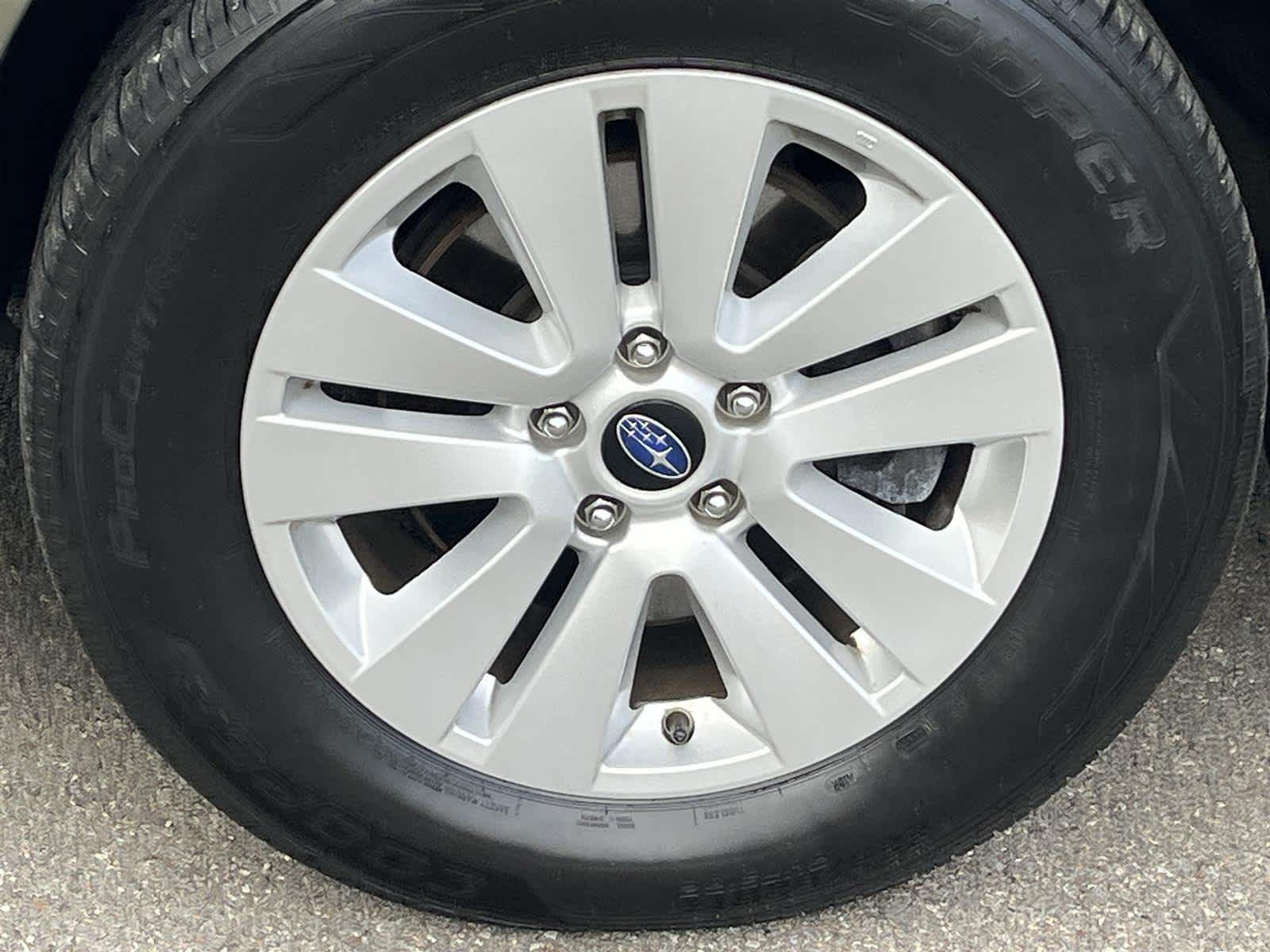 Thumbnail: 2017 Subaru Outback - 10