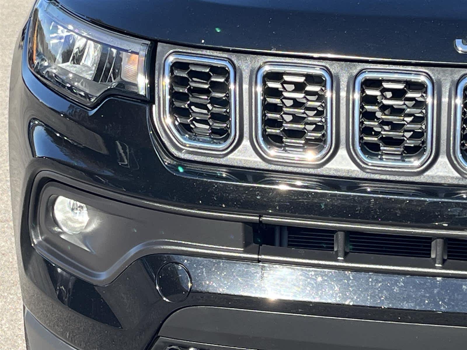 Thumbnail: 2024 Jeep Compass - 9