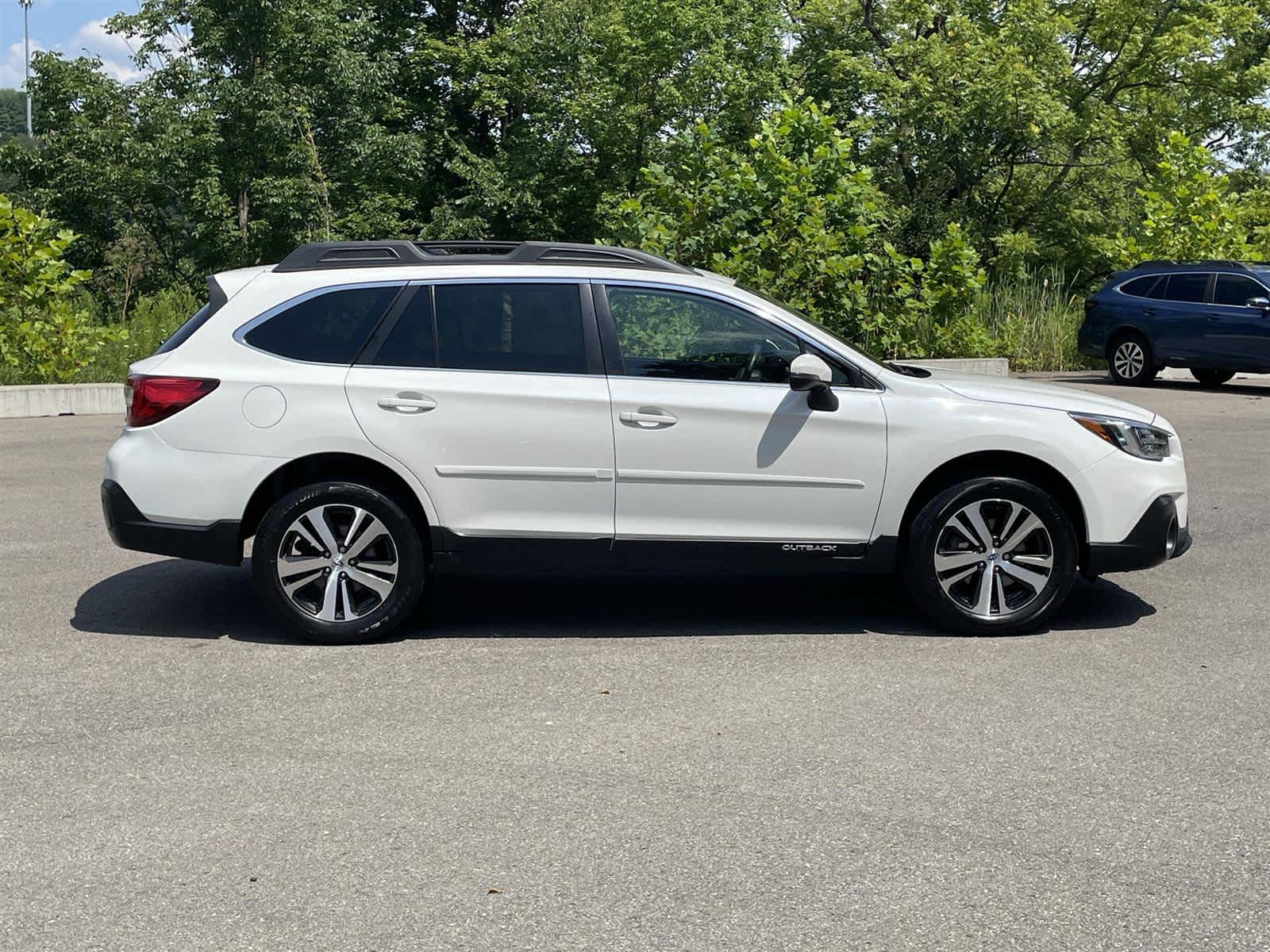 Thumbnail: 2019 Subaru Outback - 6