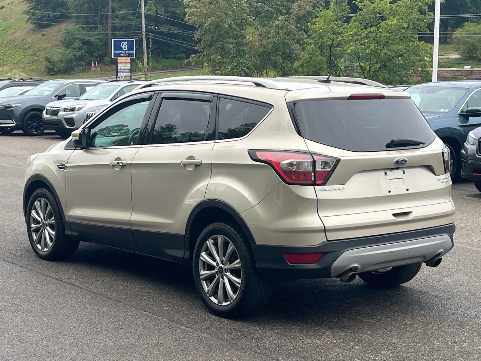 Thumbnail: 2017 Ford Escape - 3