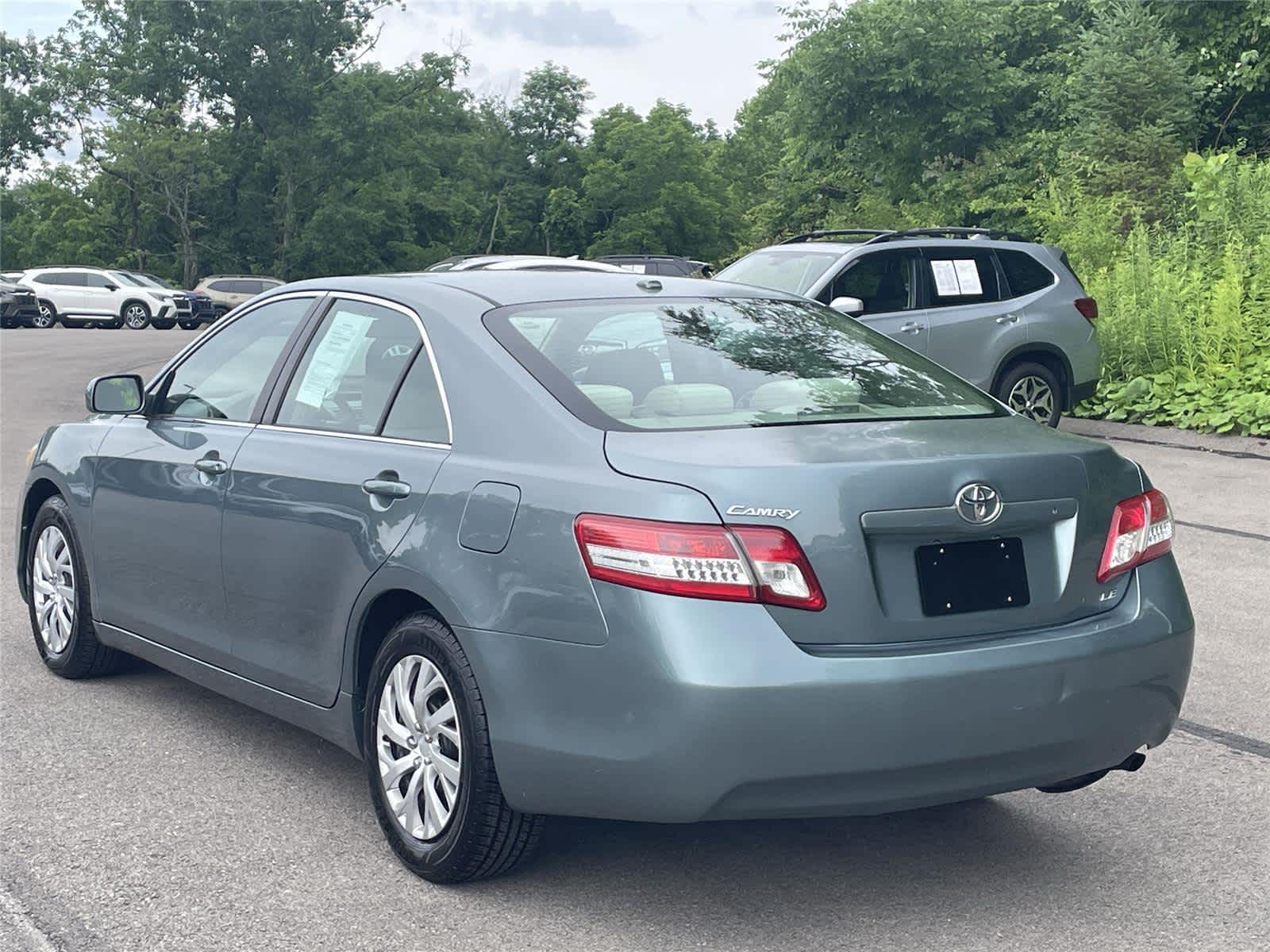 Thumbnail: 2010 Toyota Camry - 3
