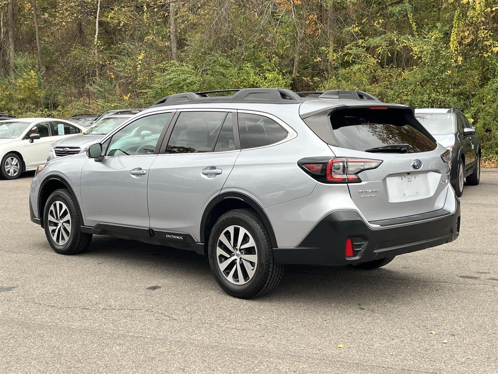 Thumbnail: 2020 Subaru Outback - 3
