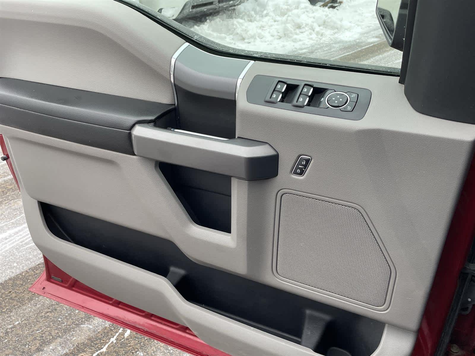 Thumbnail: 2016 Ford F-150 - 24