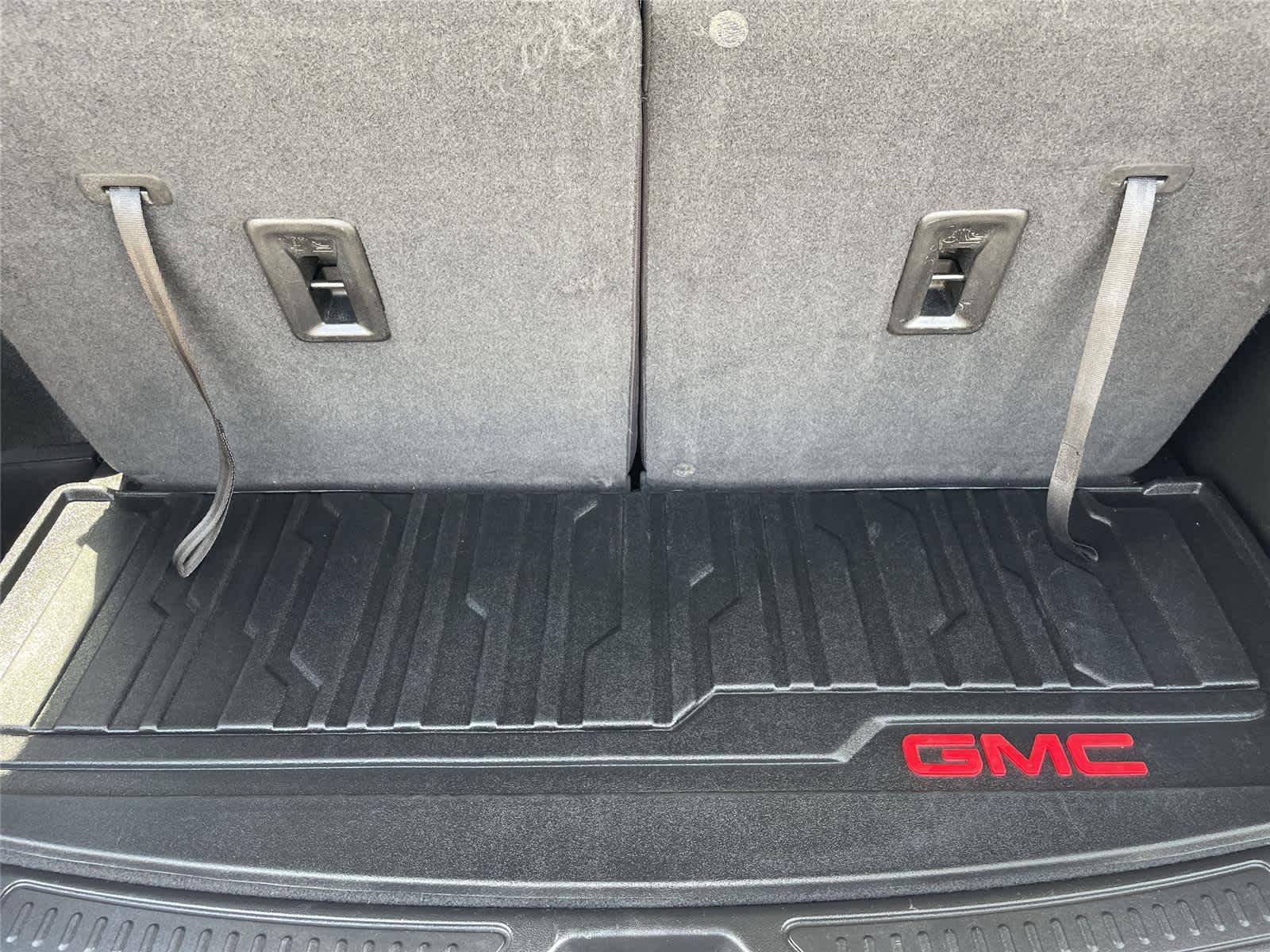 Thumbnail: 2021 GMC Acadia - 17