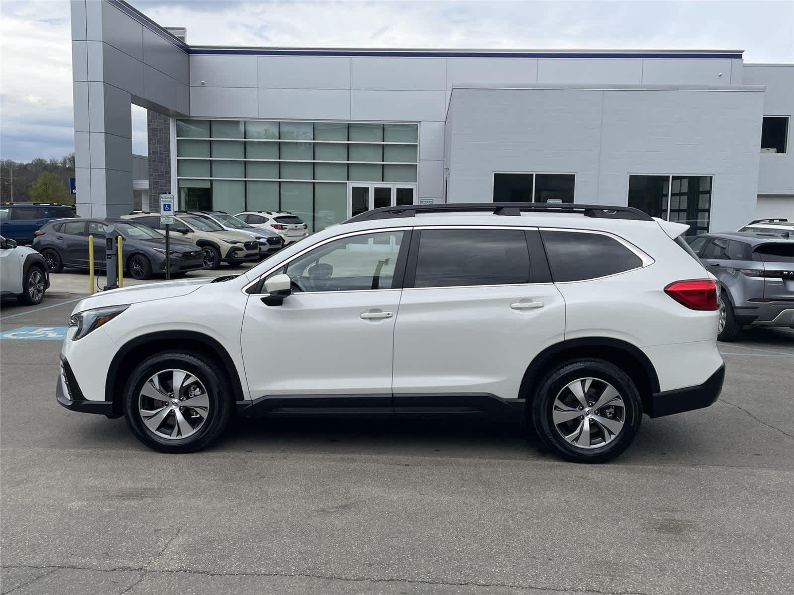 Thumbnail: 2025 Subaru Ascent - 2