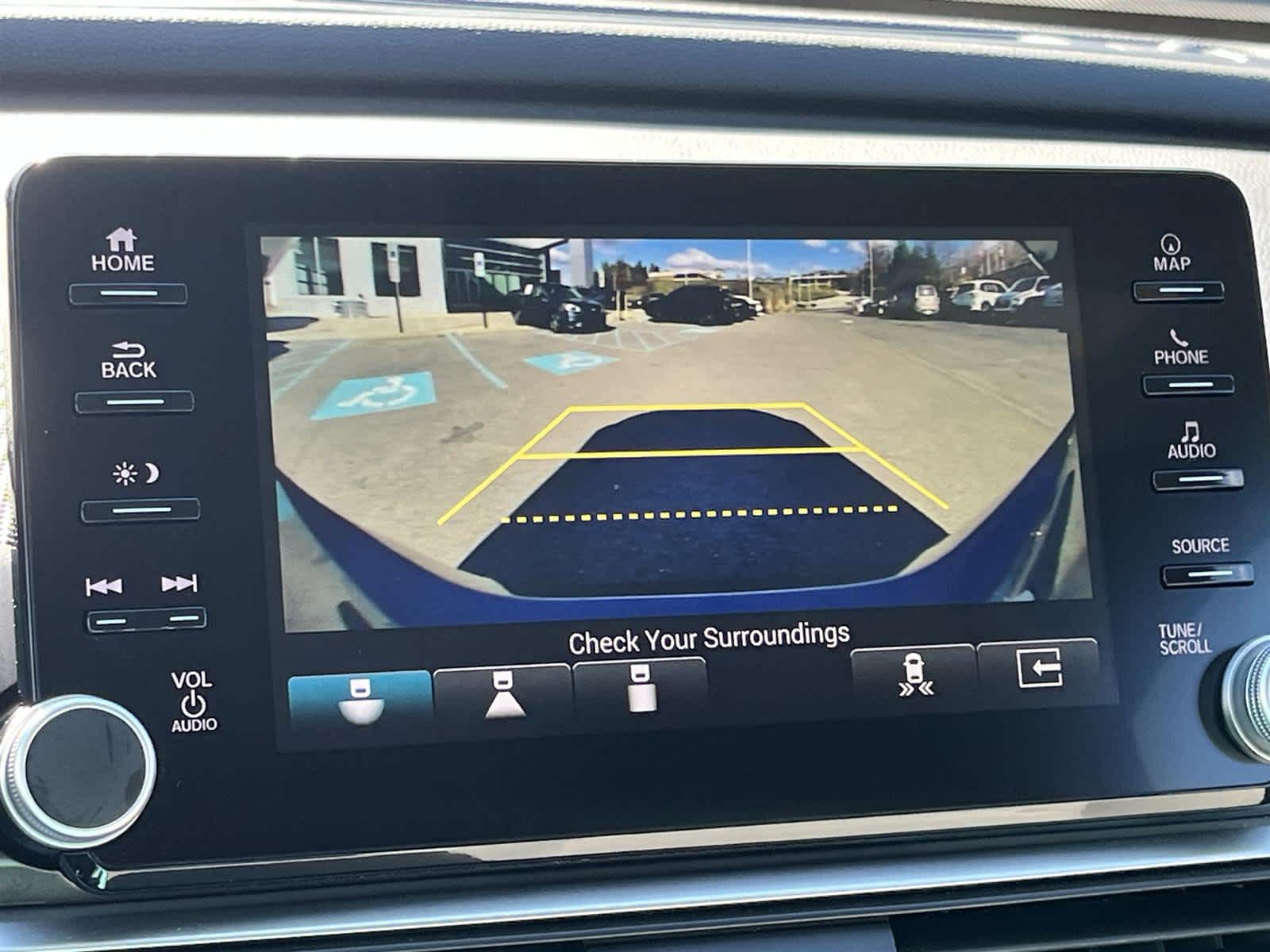 Thumbnail: 2018 Honda Accord - 22