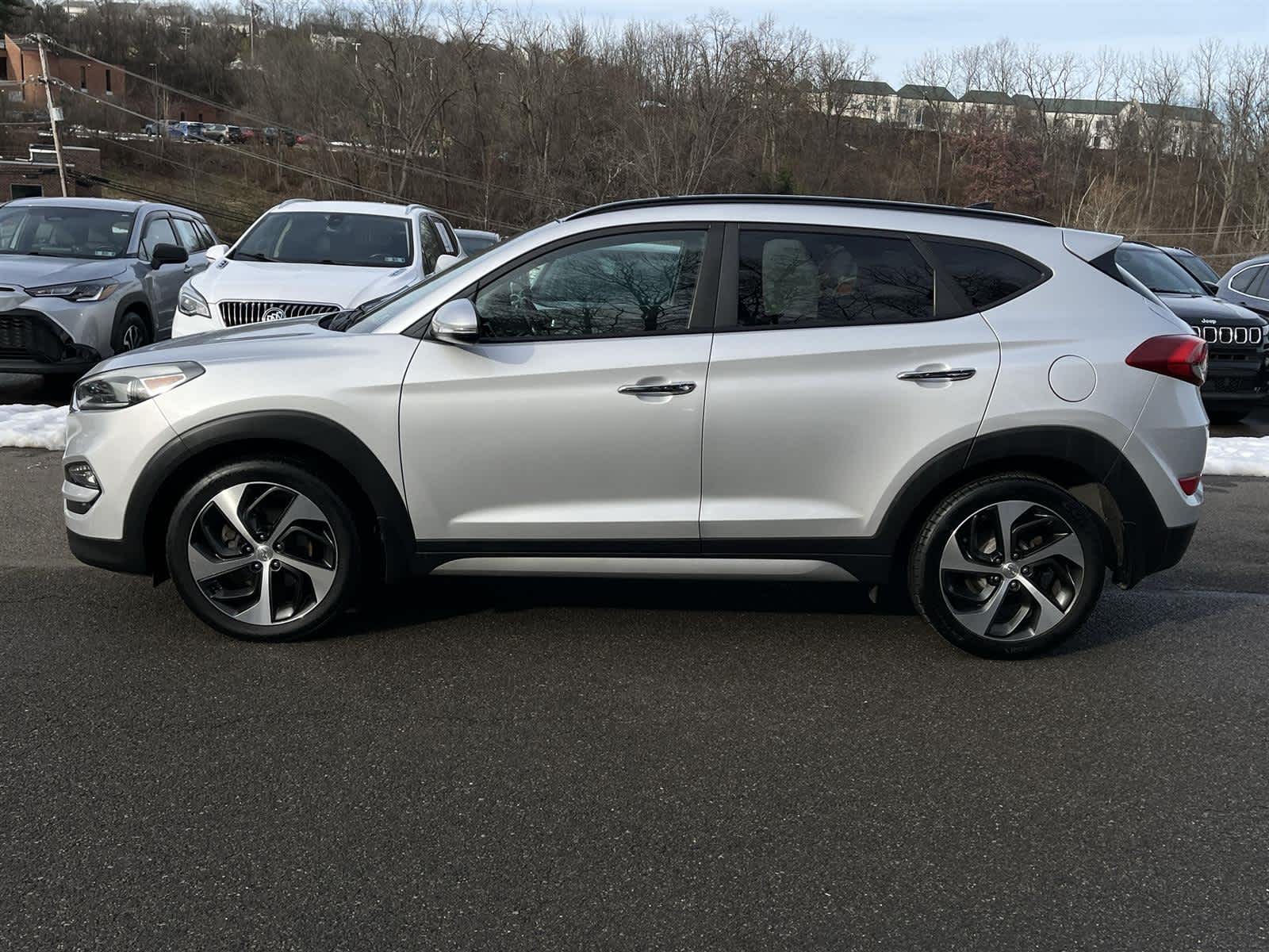 Thumbnail: 2017 Hyundai Tucson - 2