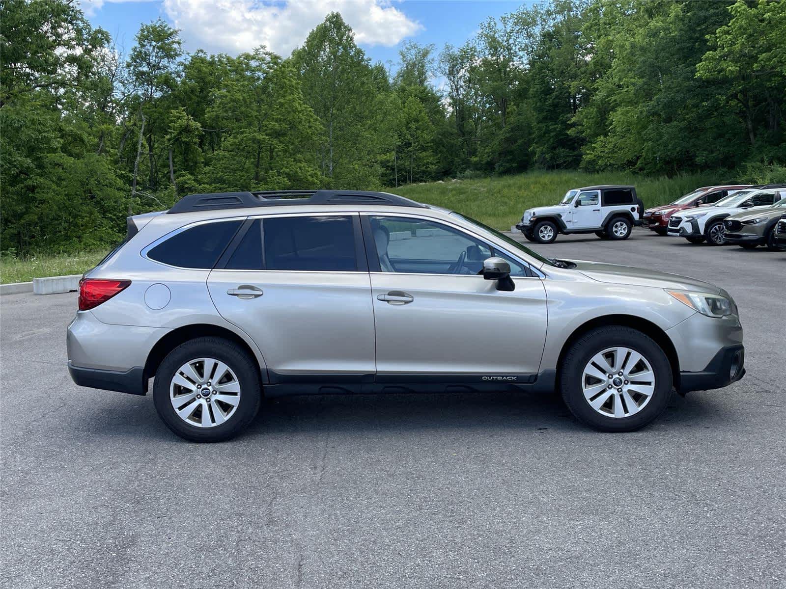 Thumbnail: 2015 Subaru Outback - 6