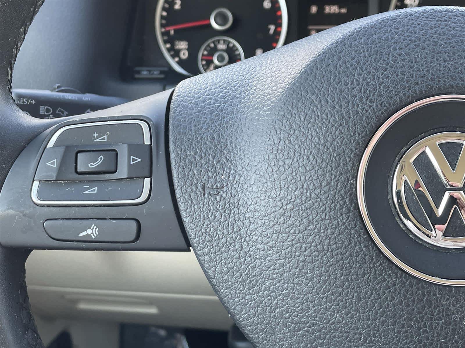 Thumbnail: 2017 Volkswagen Tiguan - 27