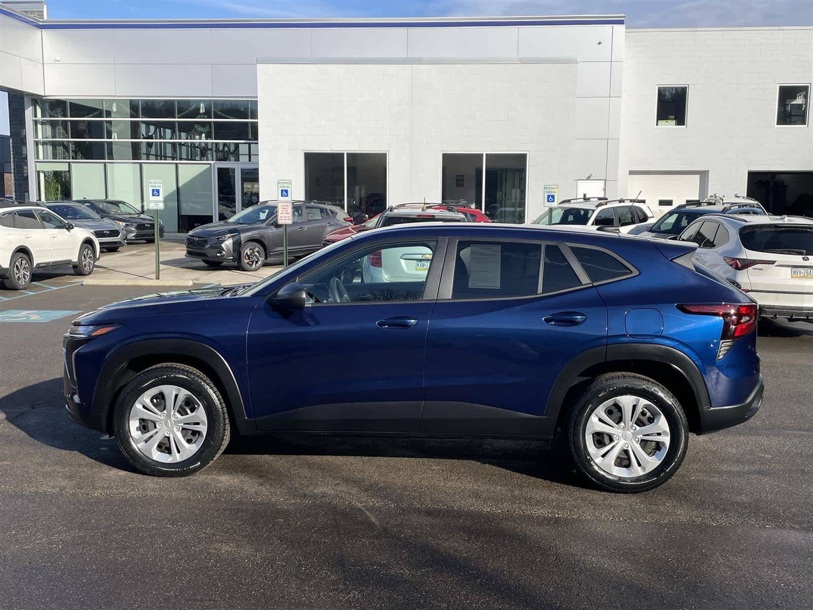 Thumbnail: 2024 Chevrolet Trax - 2