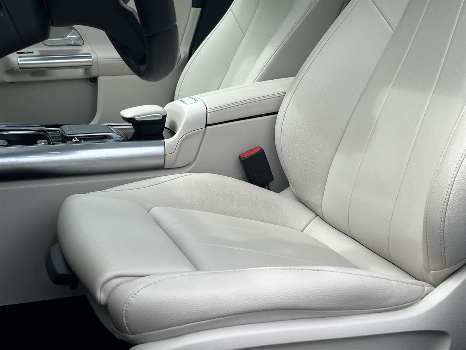 Thumbnail: 2023 Mercedes-Benz GLA - 11