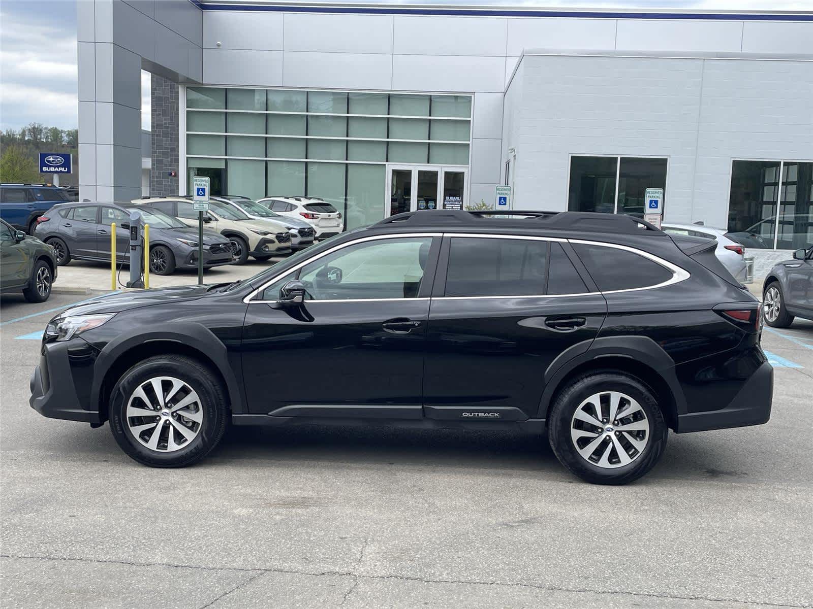 Thumbnail: 2025 Subaru Outback - 2