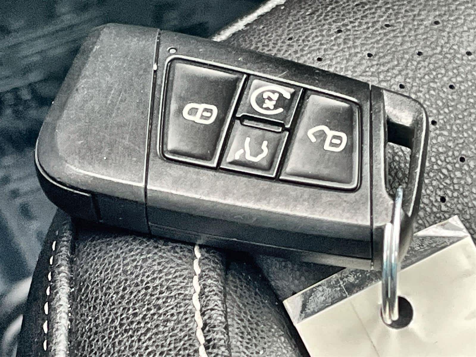 Thumbnail: 2024 Volkswagen Jetta - 31