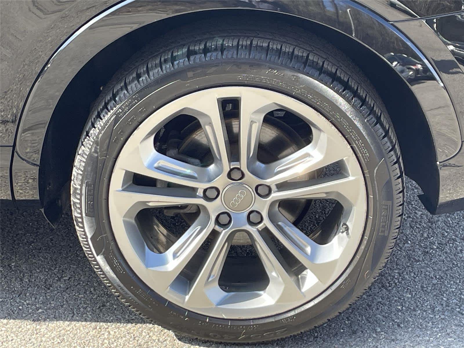 Thumbnail: 2017 Audi Q3 - 11