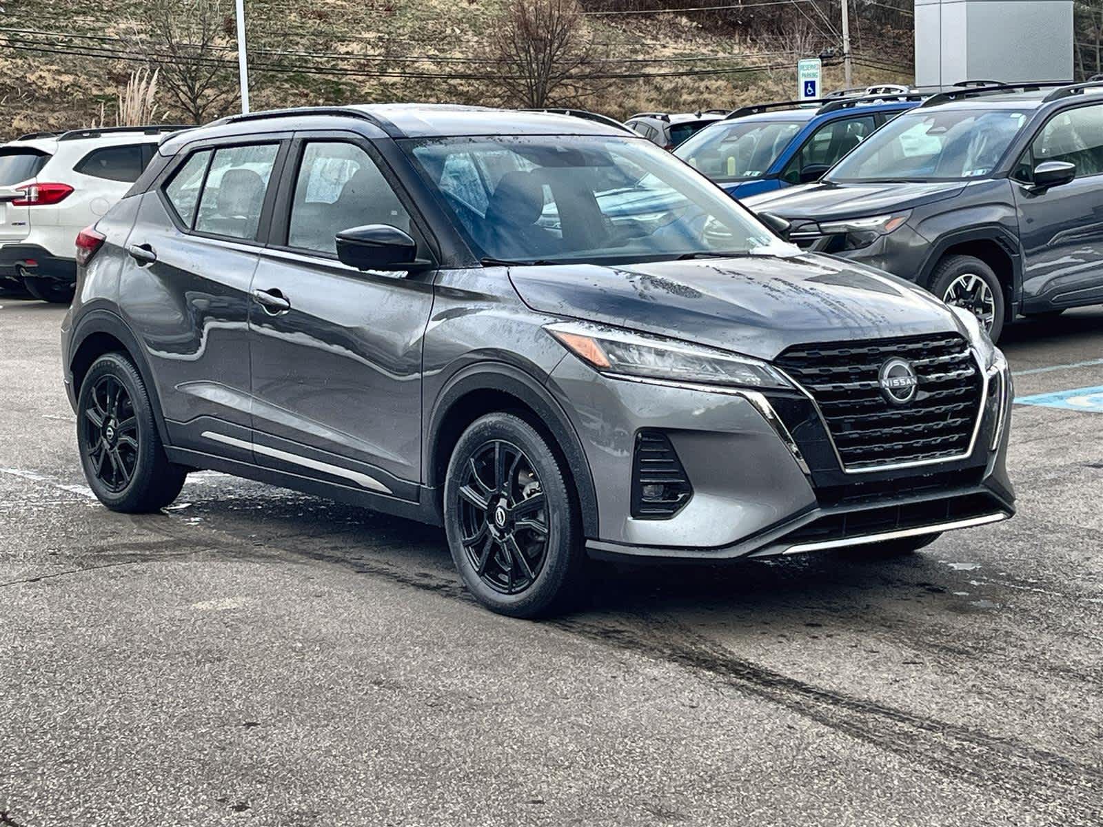 Thumbnail: 2024 Nissan Kicks - 7