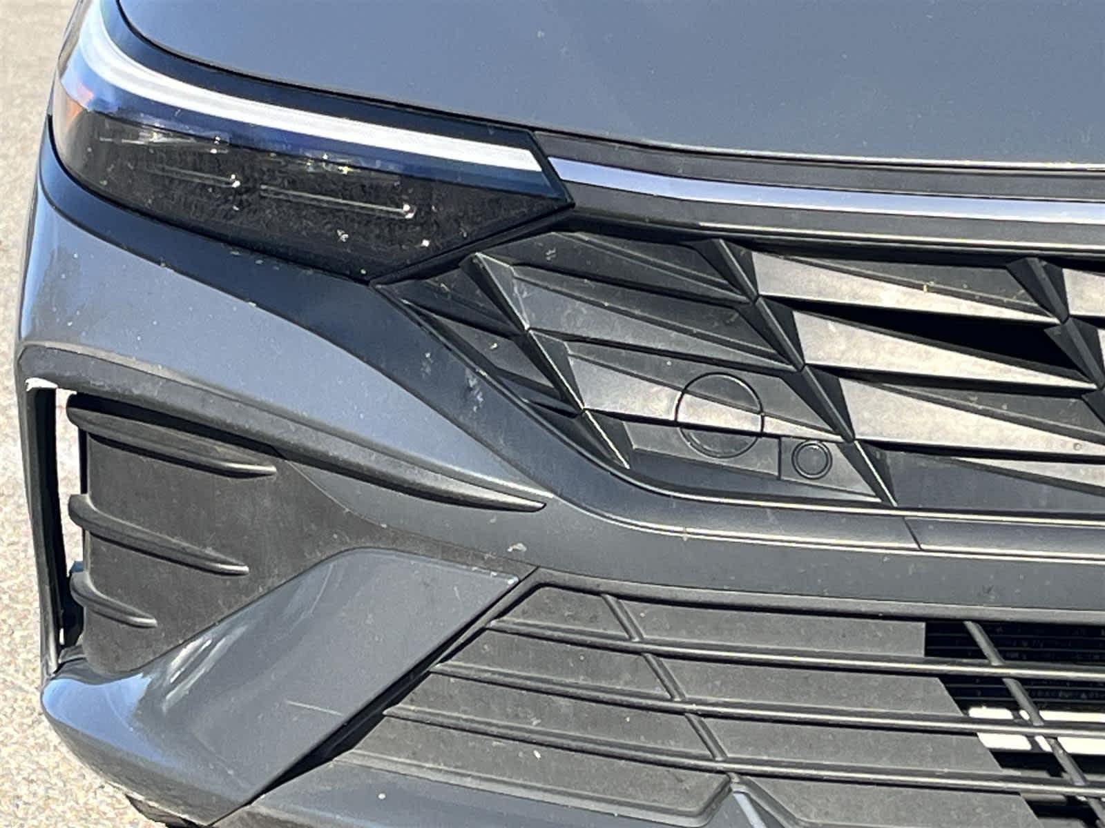 Thumbnail: 2024 Hyundai Elantra - 9