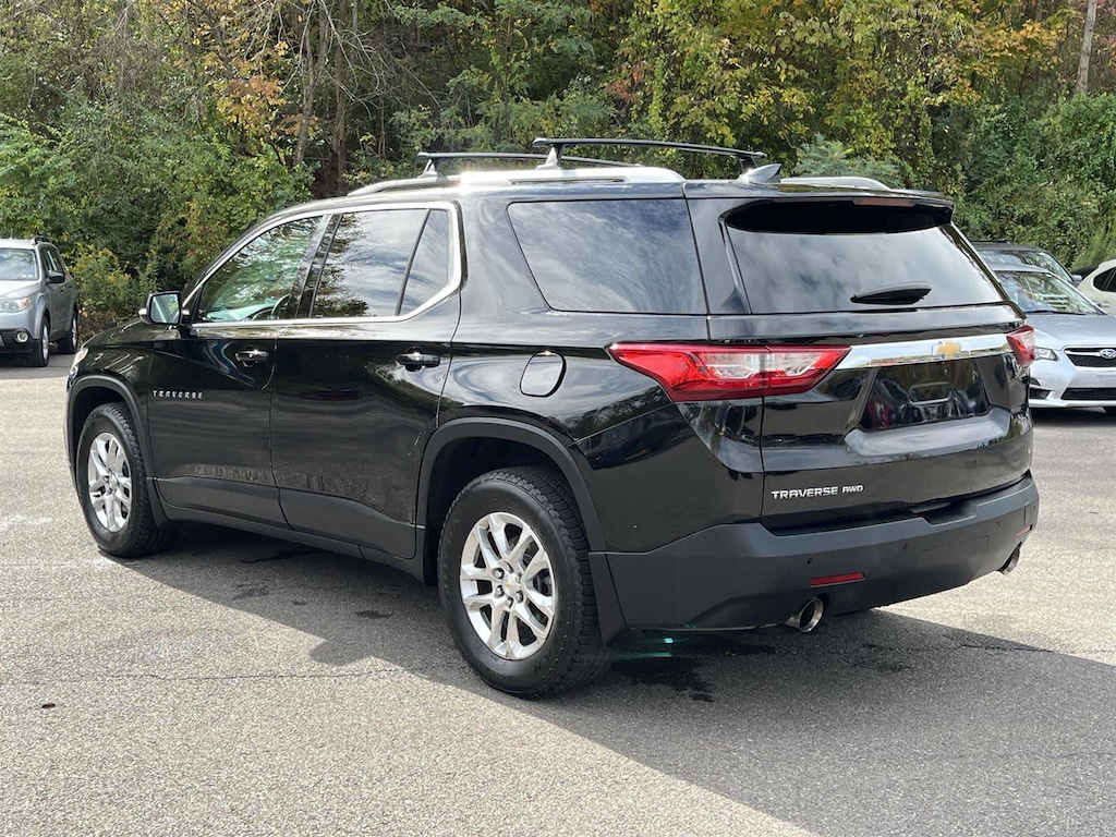 Used 2018 Chevrolet Traverse LT Cloth SUV