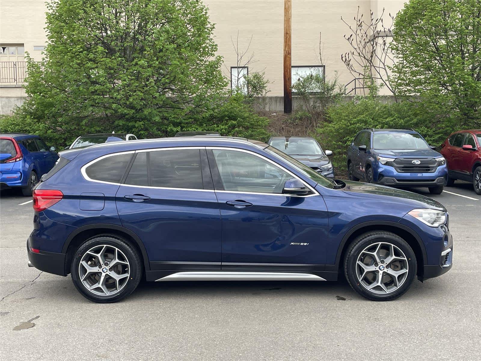 Thumbnail: 2017 BMW X1 - 6