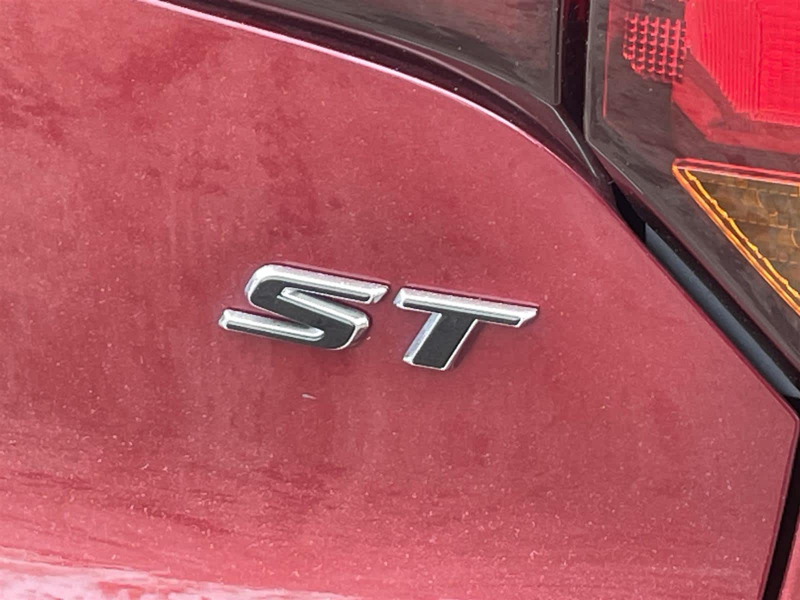 Thumbnail: 2023 Buick Encore GX - 10