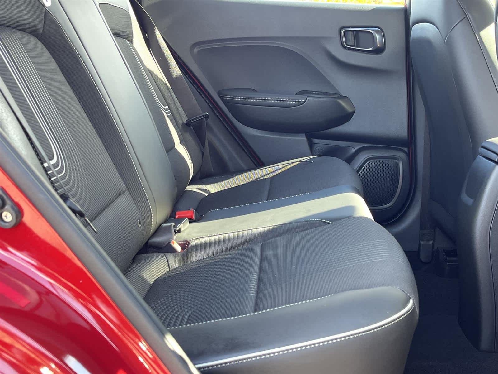 Thumbnail: 2023 Hyundai Venue - 15