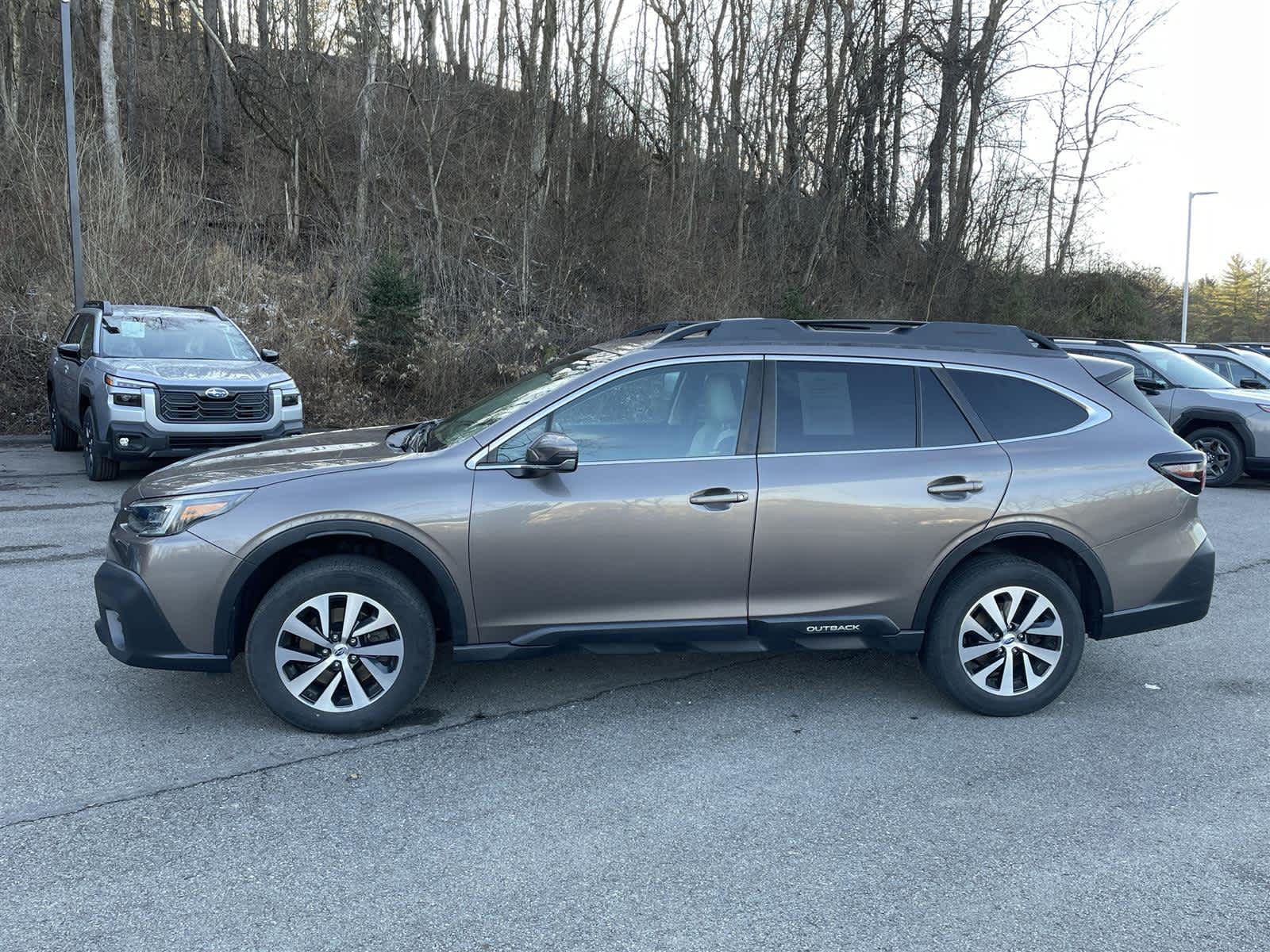 Thumbnail: 2021 Subaru Outback - 2