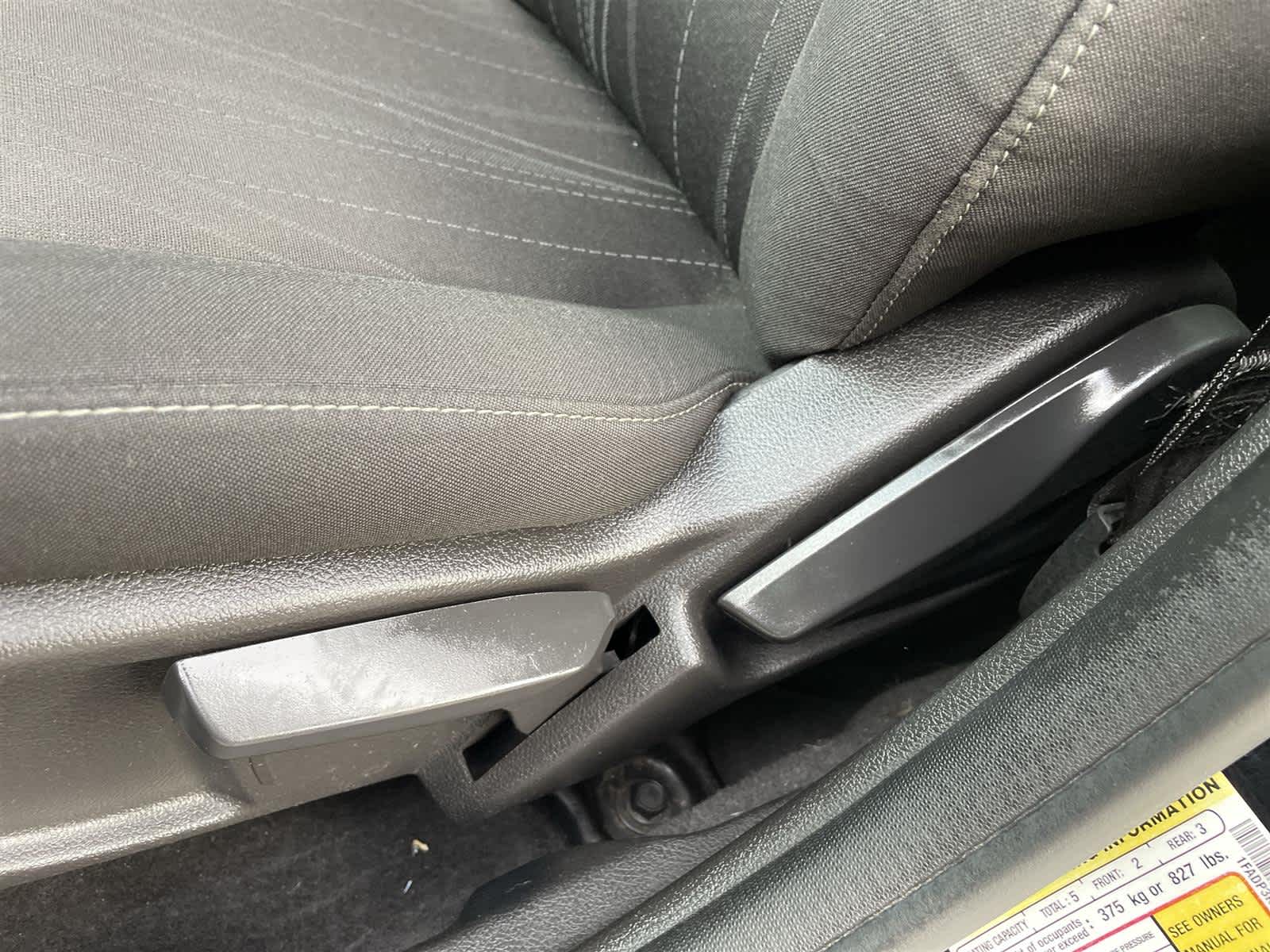 Thumbnail: 2018 Ford Focus - 13