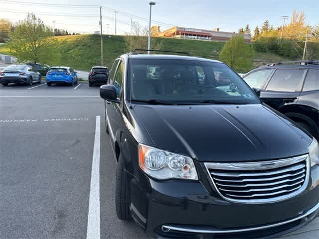 2012 Chrysler Town & Country Touring 5