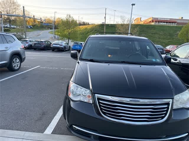 2012 Chrysler Town & Country Touring 4